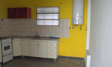 Venta Casa + departamento independiente Palomar