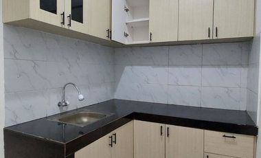 Rumah disewakan 2 lantai akses motor bebas banjir, di Lenteng agung jakarta selatan