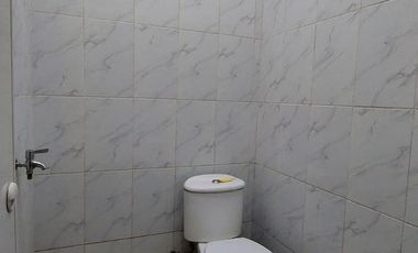 Rumah disewakan 2 lantai akses motor bebas banjir, di Lenteng agung jakarta selatan