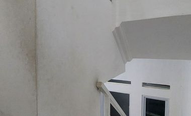 Rumah disewakan 2 lantai akses motor bebas banjir, di Lenteng agung jakarta selatan