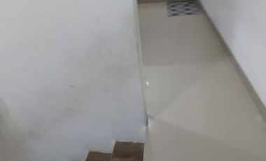 Rumah disewakan 2 lantai akses motor bebas banjir, di Lenteng agung jakarta selatan