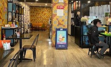 Propiedad Casa Comercial rentera de venta en Cuenca con parqueadero público en pleno centro histórico excelente rentabilidad