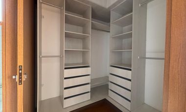 HERMOSO DEPARTAMENTO DE ARRIENDO EN CUMBAYÁ!!