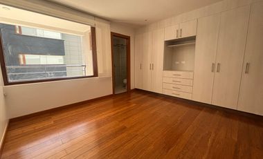 HERMOSO DEPARTAMENTO DE ARRIENDO EN CUMBAYÁ!!