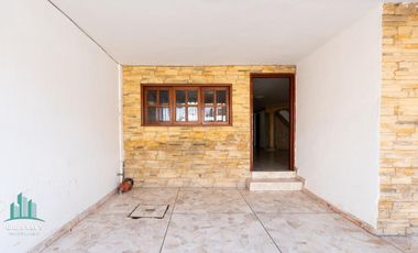 ¡Casa con Roof Top y excelente ubicación!