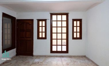 ¡Casa con Roof Top y excelente ubicación!