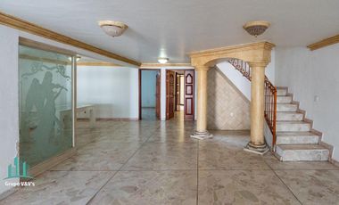 ¡Casa con Roof Top y excelente ubicación!