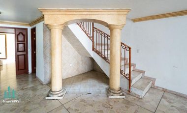 ¡Casa con Roof Top y excelente ubicación!