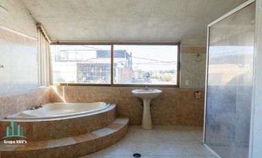 ¡Casa con Roof Top y excelente ubicación!