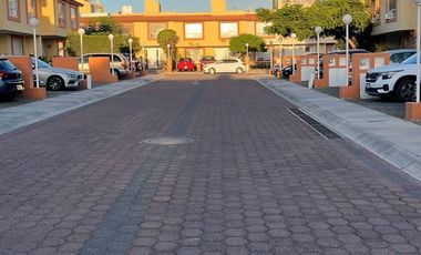 Casa en Renta en Juriquilla – Privada El Paraíso | 3 Recámaras + Sala TV | Excelente Ubicación