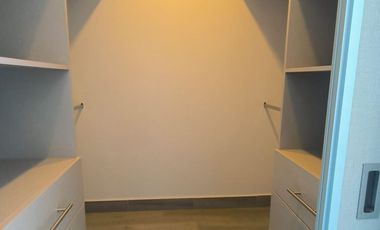 Departamento seminuevo 2 recamaras, 2 estacionamientos, 6o piso, elevador, seguridad, amenidades.