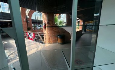 ARRIENDO LOCAL CENTRICA GALERIA SIN COMISION VIÑA DEL MAR