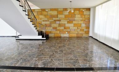 CASA EN VENTA CONJUNTO CERRADO