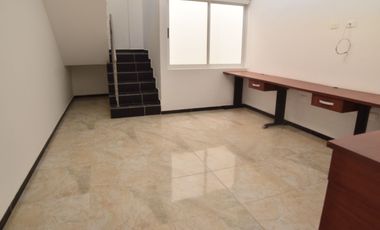 CASA EN VENTA CONJUNTO CERRADO