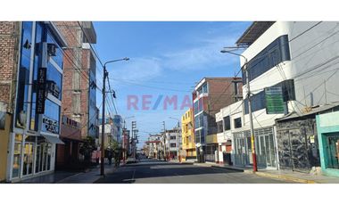 Exclusivo Local En Alquiler - En Clinica Ramal