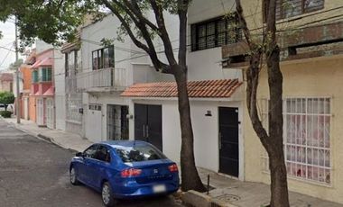 Casa en Venta, Sur 107. Colonia Héroes de Churubusco, Iztapalapa, Ciudad de México.