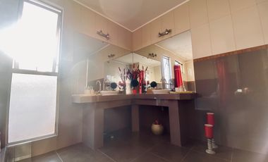 Venta Exclusiva Casa 5 dormitorios con Piscina y Gran Terraza en Valle del Mar, Antofagasta