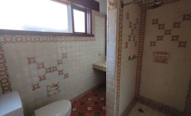 Casa en Fracc La Estadia, Estilo MExicano , 3 rec.