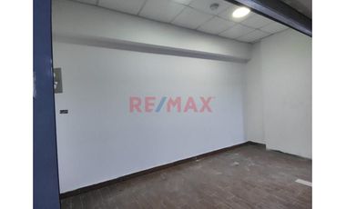 Alquiler De Local Comercial En El Jirón De La Unión - Centro De Lima