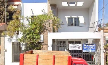 PRECIOSA CASA EN VENTA UBICADA EN MARCOS CASTELLANOS, SAHUAYO, MICHOACAN