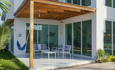 Casa de venta en Olón