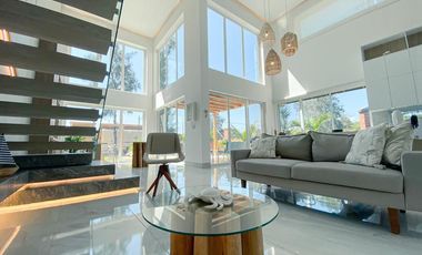 Casa de venta en Olón