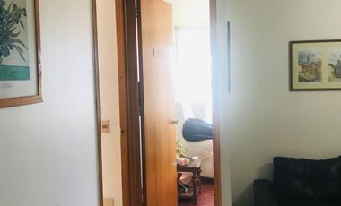 Se vende departamento ubicado a pasos de Plaza Victoria y estacion Merval