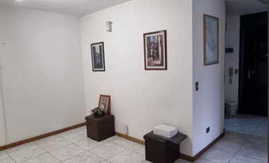 Se vende departamento ubicado a pasos de Plaza Victoria y estacion Merval