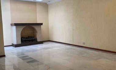 CASA EN VENTA, Col. Hank González