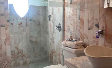 CASA EN VENTA, Col. Hank González