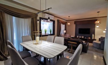 En Renta! Residencia Estilo Toscana en Contry la Silla amueblado y equipado