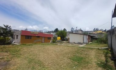 Propiedad Esquinera de 632 m2, en Calderón, Sector Colegio Municipal del Milenio