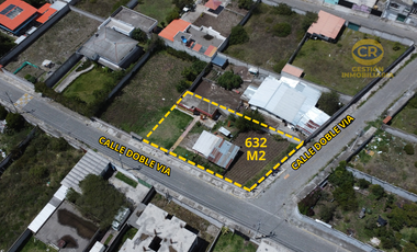 Propiedad Esquinera de 632 m2, en Calderón, Sector Colegio Municipal del Milenio