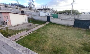 Propiedad Esquinera de 632 m2, en Calderón, Sector Colegio Municipal del Milenio