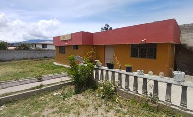 Propiedad Esquinera de 632 m2, en Calderón, Sector Colegio Municipal del Milenio