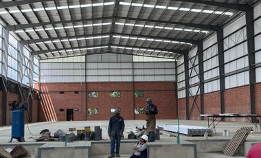 Bodega Alquilo En Conjunto 3.038 M2 $90 Millones Arroyohondo Yumbo