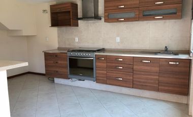 Casa en Venta en Bosque de Los Encinos Modelo Fresno Lerma