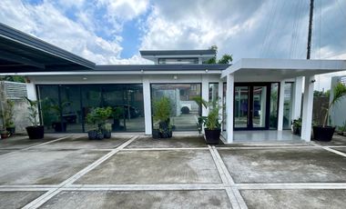 FOR SALE MODERN ELEGANT RETIREMENT HOME WITH SPACEOUS BACKYARD NEAR THE VALLEYS AND WITH ACCESS TO NEW CLARK CITY