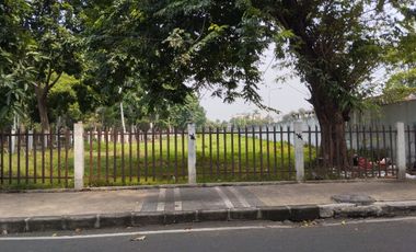 Disewakan tanah 2000 m strategis pinggir jalan raya di pulomas akses kontainer dekat tol cempaka putih