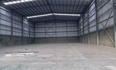 Bodega Alquilo En Conjunto Cerrado 1.556 M2 / Alquiler $38.900.000 / Arroyohondo Yumbo