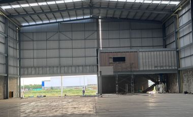 Bodega Alquilo En Conjunto Cerrado 1.556 M2 / Alquiler $38.900.000 / Arroyohondo Yumbo