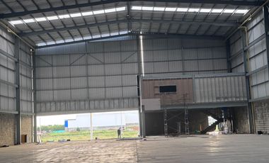 Bodega Alquilo En Conjunto Cerrado 1.556 M2 / Alquiler $38.900.000 / Arroyohondo Yumbo