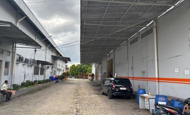 gudang luas di komplek pergudangan Karawaci Tangerang lokasi strategis