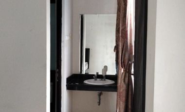 Rumah 2 Lantai di Cluster Aralia Harapan Indah Bekasi