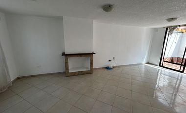 CASA TUMBACO EL ARENAL CERCA HILACRIL