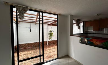 CASA TUMBACO EL ARENAL CERCA HILACRIL