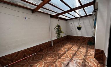 CASA TUMBACO EL ARENAL CERCA HILACRIL