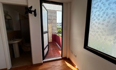 CASA TUMBACO EL ARENAL CERCA HILACRIL