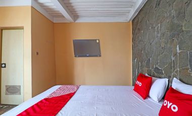 DIJUAL HOTEL AKTIF LOKASI RAMAI @ AREA CIKOLE KOTA WISATA LEMBANG