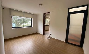 VENTA AMPLIA CASA REMODELADA 4 DORM- GARAGE 4 AUTOS URB LA CAPULLANA - SURCO